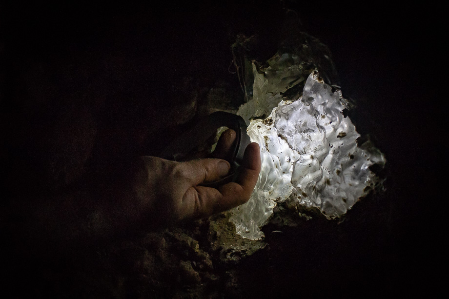 Podróż do wnętrza Ziemi. Zdjęcia z jaskini solnej w Izraelu
