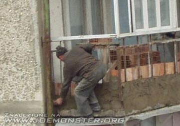 Murowanie balkonu przez twardziela tynkarza profesjonalistę