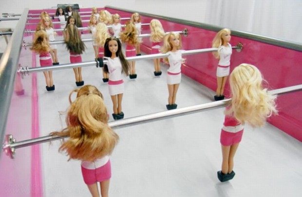 Różowe piłkarzyki Barbie
