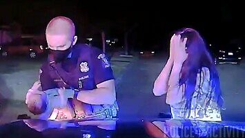 Policjant z Michigan ratuje życie dziecka