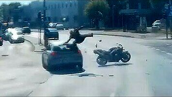Groźny wypadek motocyklisty w Poznaniu