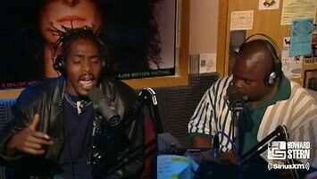 Coolio i L.V. śpiewają Gangsta's Paradise w radiu