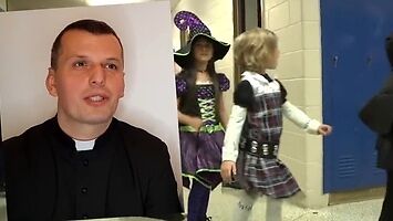 Ksiądz porównał dzieci biorące udział w Halloween do prostytutek