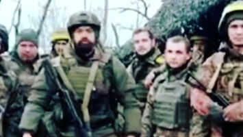 Ukraiński żołnierz do rosyjskiego najeźdźcy