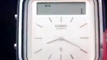 Zegarek Casio z 1984 z kalkulatorem sterowanym „ekranem dotykowym”