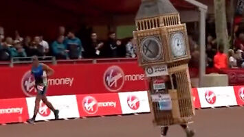 Big Ben napotkał mały problem na mecie Maratonu Londyńskiego