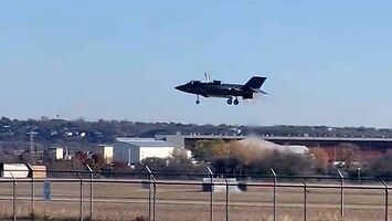 Myśliwiec F-35B rozbił się na terenie bazy Fort Worth w Teksasie