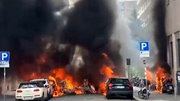 Potężna eksplozja i pożar w centrum Mediolanu