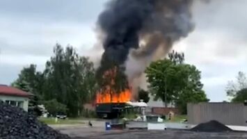 Wybuchy i pożar w składzie butli z gazem w Głogowie