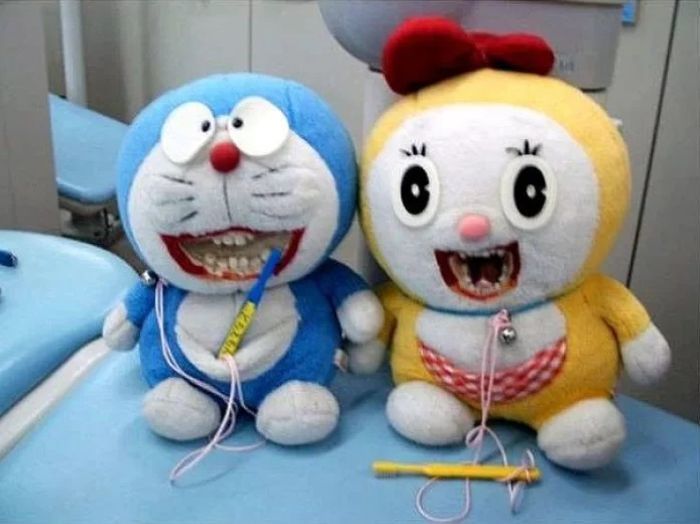 Maskotki edukacyjne w gabinetach dentystycznych są jak z koszmaru