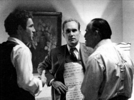 Rober Duvall z kartkami z tekstem dla Marlona Brando w czasie kręcenia "Ojca Chrzestnego"