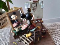 Myszka Miki projektująca Walta Disneya