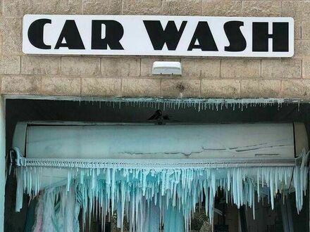 Myjnia samochodowa jak podczas epoki lodowcowej