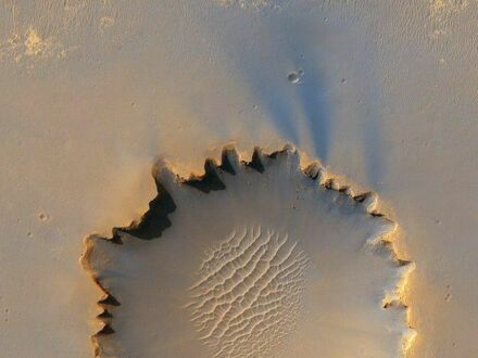 Krater Wiktorii na Marsie