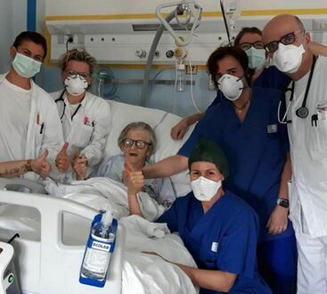 95-letnia pacjentka z Włoch została wyleczona z koronawirusa