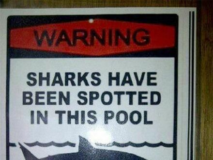 Uwaga, lepiej nie sikać do basenu