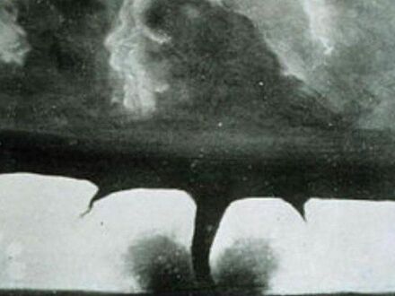 Najstarsze znane zdjęcie tornada, 1884, Południowa Dakota