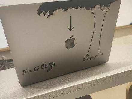 MacBook fizyka