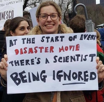Na początku każdego filmu katastroficznego jest jakiś naukowiec, którego wszyscy ignorują