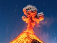 Erupcja wulkanu de Fuego w Gwatemali