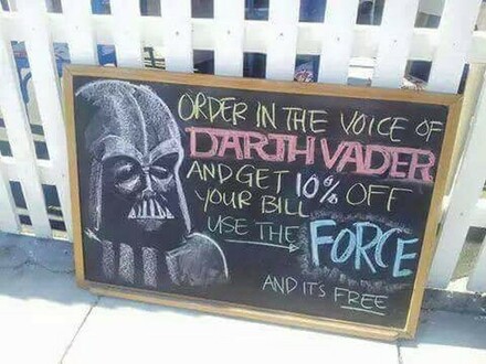 Zamów głosem Vadera i dostaniesz 10% zniżki! Użyj mocy a zamówienie dostaniesz za darmo!