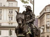 Oficer policji konnej w Lublanie