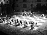 Ludzkie szachy na Wawelu, zdjęcie datowane pomiędzy 1910-1939