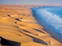 Miejsce, w którym pustynia Namib spotyka się z Atlantykiem, Afryka