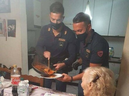 We Włoszech starsza pani zadzwoniła na policję poskarżyć się, że jest samotna i głodna