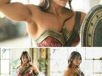 Cosplay Wonder Woman w wykonaniu Brigitte Goudz