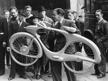 Ben Bowden i jego rower przyszłości, 1946