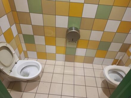 Toaleta w szpitalu na ul Niekłanskiej w Warszawie