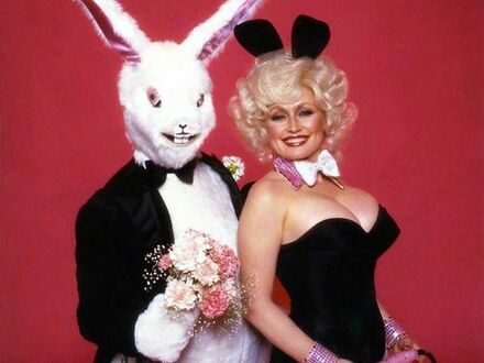 Dolly Parton z króliczkiem Playboya, 1978