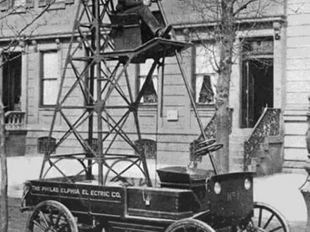 Pojazd do serwisowania oświetlenia ulicznego w Filadelfii, rok 1910