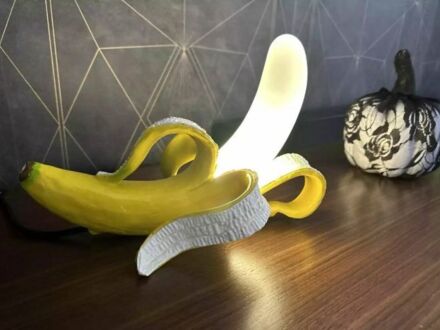 Bananowa lampa