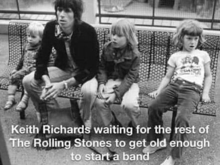 Keith Richards oczekuje, aż reszta Rolling Stonsów dorośnie, aby założyć zespół