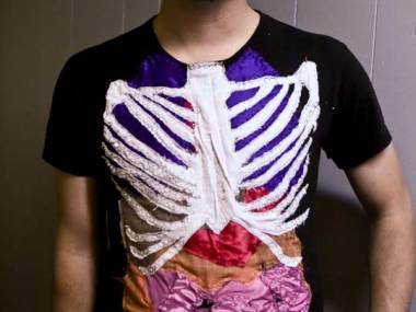 Anatomiczny t-shirt