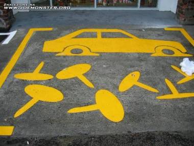 Subtelny zakaz parkowania...