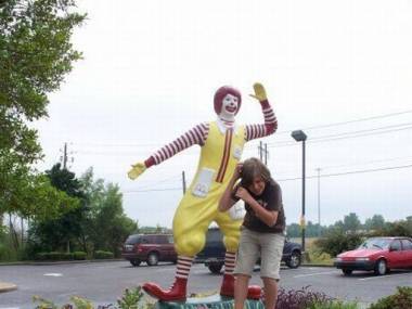 Przemoc w McDonaldzie