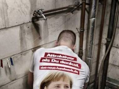 Merkel z dużym biustem