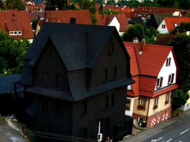 Czarny dom w Niemczech