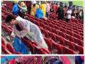 Wielki szacunek: po przegranym meczu japońscy kibice posprzątali po sobie trybuny