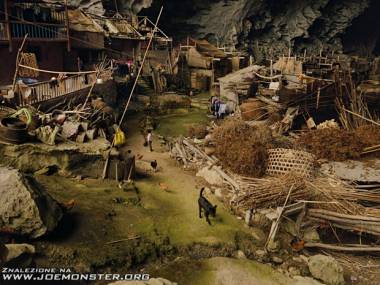 21 rodzin mieszka w gigantycznej jaskini w Chinach