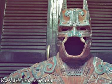 Antyczna meksykańska maska Batmana