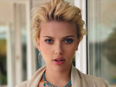 Scarlett Johansson jak Elsa z "Krainy Lodu"