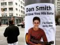 Dan Smith odda ci swoją gitarę, bo już ma ku*wa dość