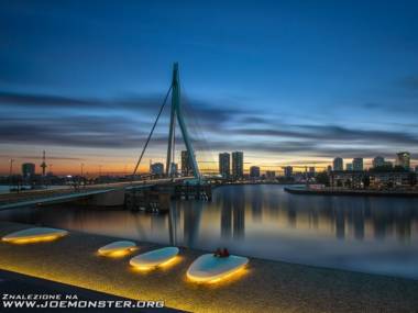 Rotterdam nocą