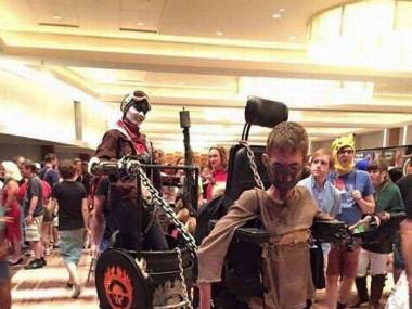 Cosplay z Mad Maxa w wykonaniu niepełnosprawnego chłopaka