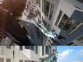 Skyslide - zjeżdżalnia 300 metrów nad ziemią, która znajduje się na ścianie na drapaczu chmur w Los Angeles
