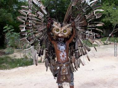 Sowi tancerz z plemienia Majów